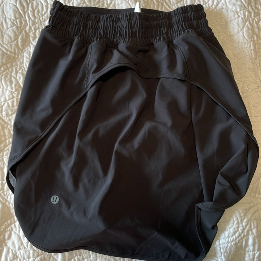 Lululemon hotty hot long skirt size 2